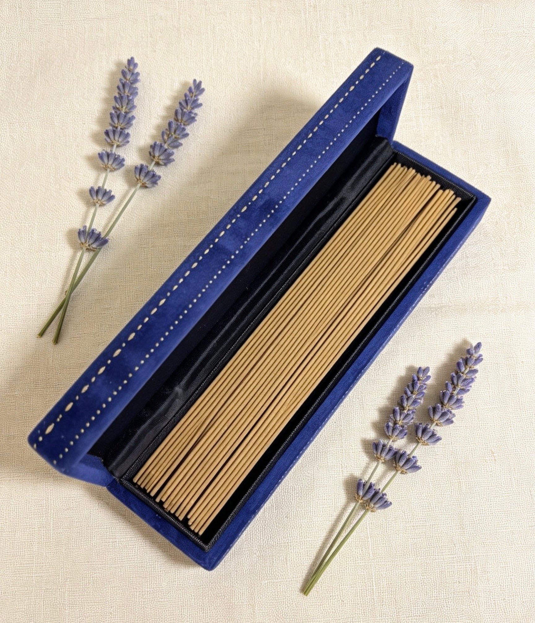 UNWIND — Lavender Incense Sticks